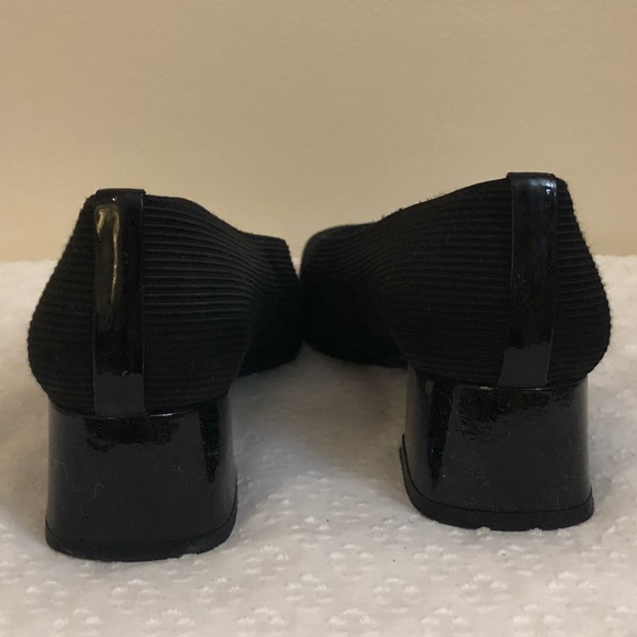 Stuart Weitzman Ribbed Fabric Square Toe Pump - Picture 4 of 7